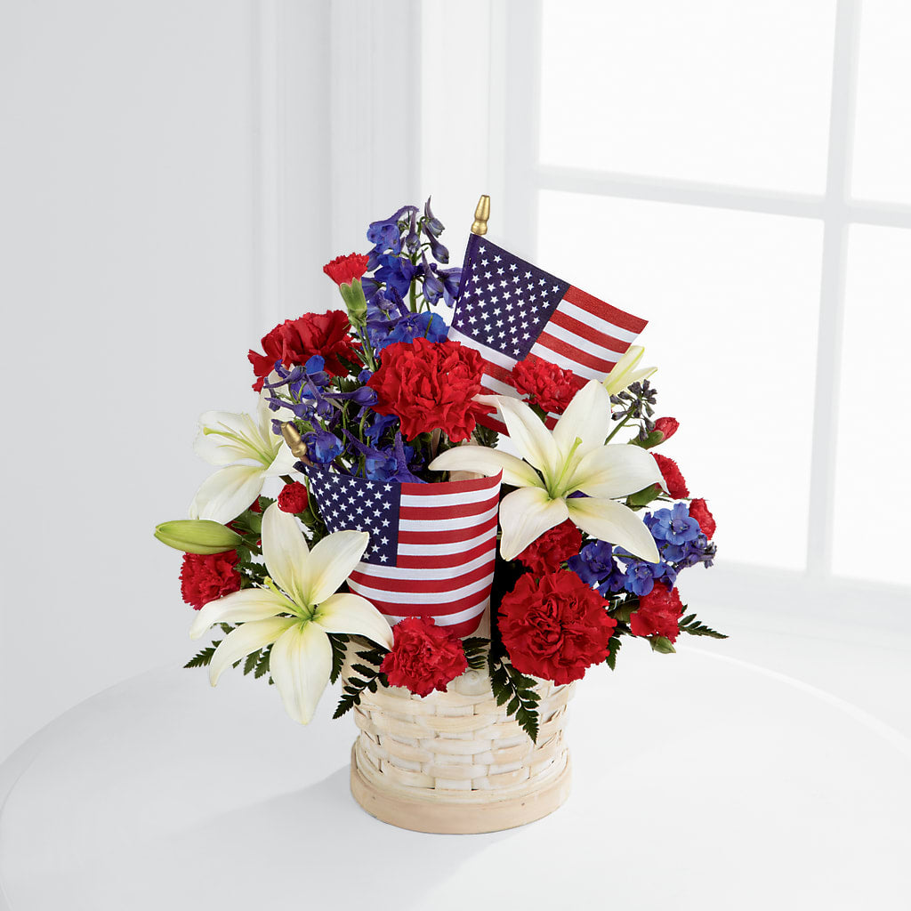 American Glory Bouquet – HAYLEE FLOWERS & VARIETIES, Freeport NY