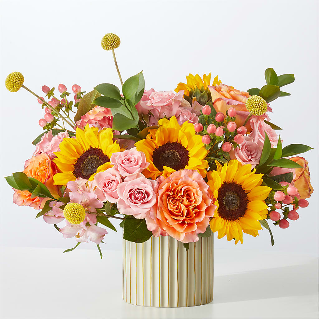 Sun's Out Bouquet – HAYLEE FLOWERS & VARIETIES, Freeport NY