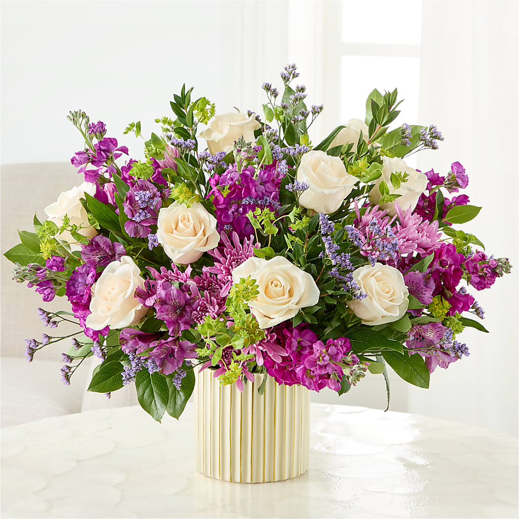 The Boutique Bouquet – HAYLEE FLOWERS & VARIETIES, Freeport NY