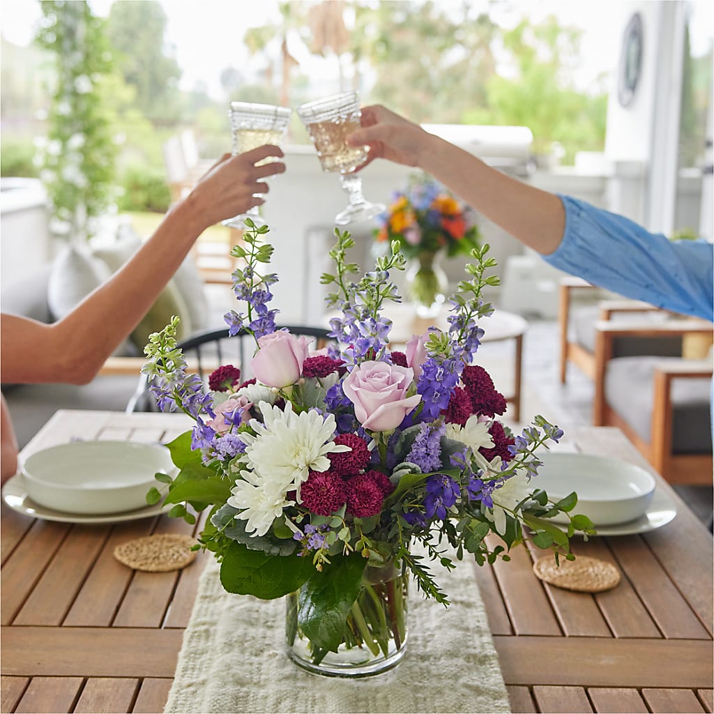 Violet Frost Bouquet – HAYLEE FLOWERS & VARIETIES, Freeport NY