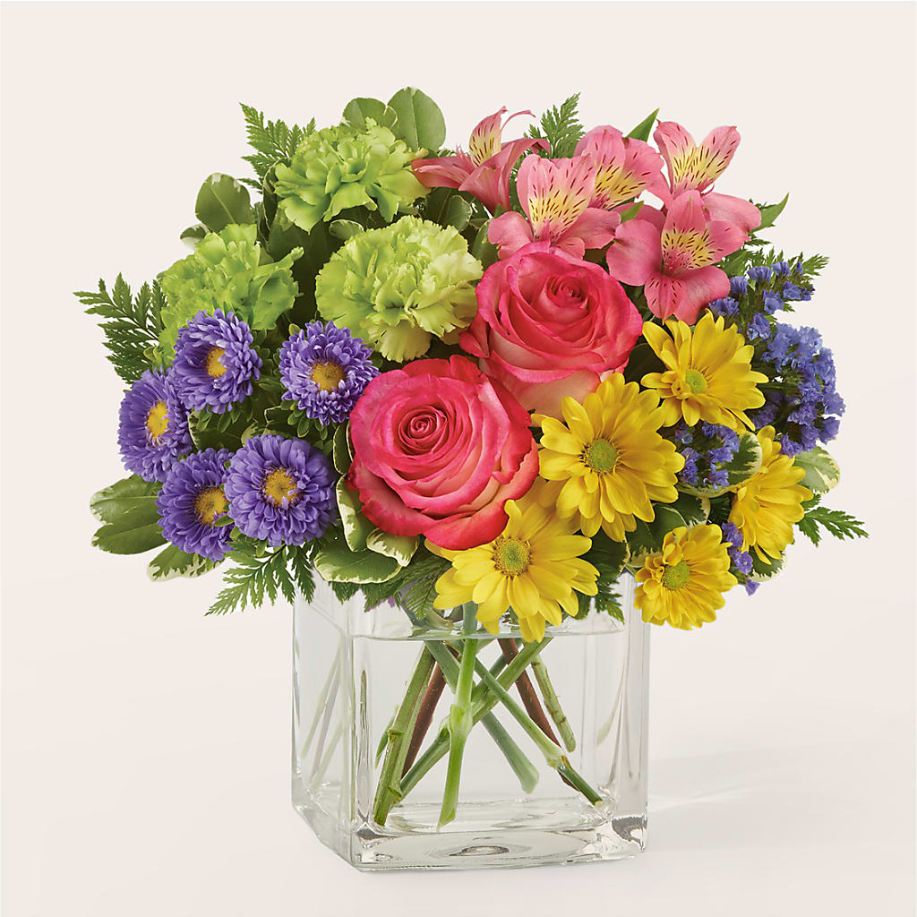 Candy Jar Bouquet – HAYLEE FLOWERS & VARIETIES, Freeport NY