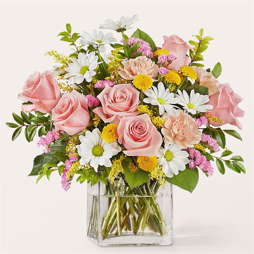 Country Cottage Bouquet – HAYLEE FLOWERS & VARIETIES, Freeport NY