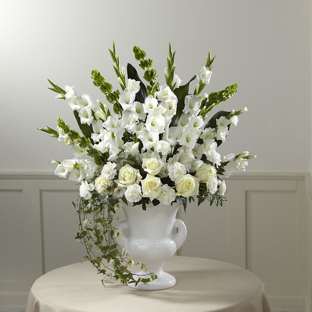 Fond Reflections Arrangement – HAYLEE FLOWERS & VARIETIES, Freeport NY