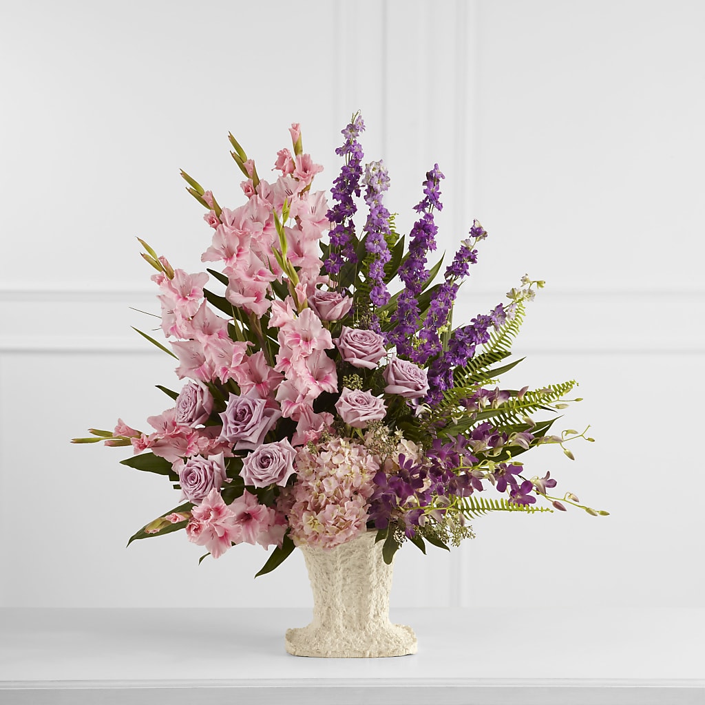 Flowing Garden Arrangement – HAYLEE FLOWERS & VARIETIES, Freeport NY