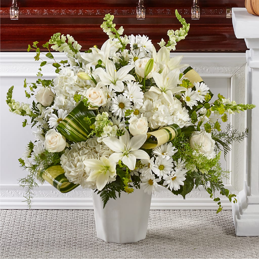 Thoughts of Tranquility Floor Basket – HAYLEE FLOWERS & VARIETIES, Freeport NY
