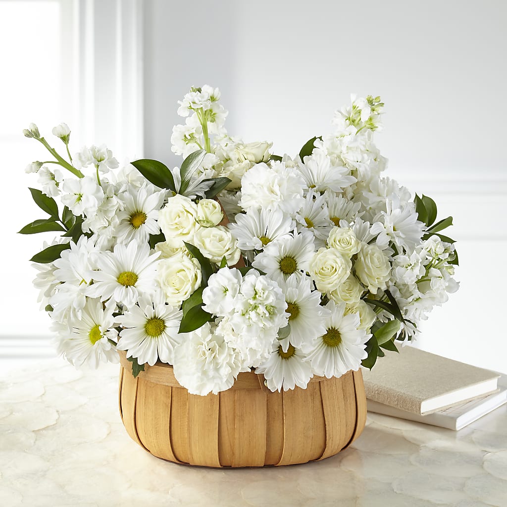 Graceful Garden Basket – HAYLEE FLOWERS & VARIETIES, Freeport NY