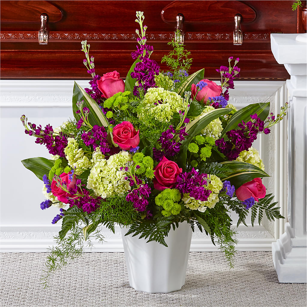 Beautiful Horizons Floor Basket – HAYLEE FLOWERS & VARIETIES, Freeport NY