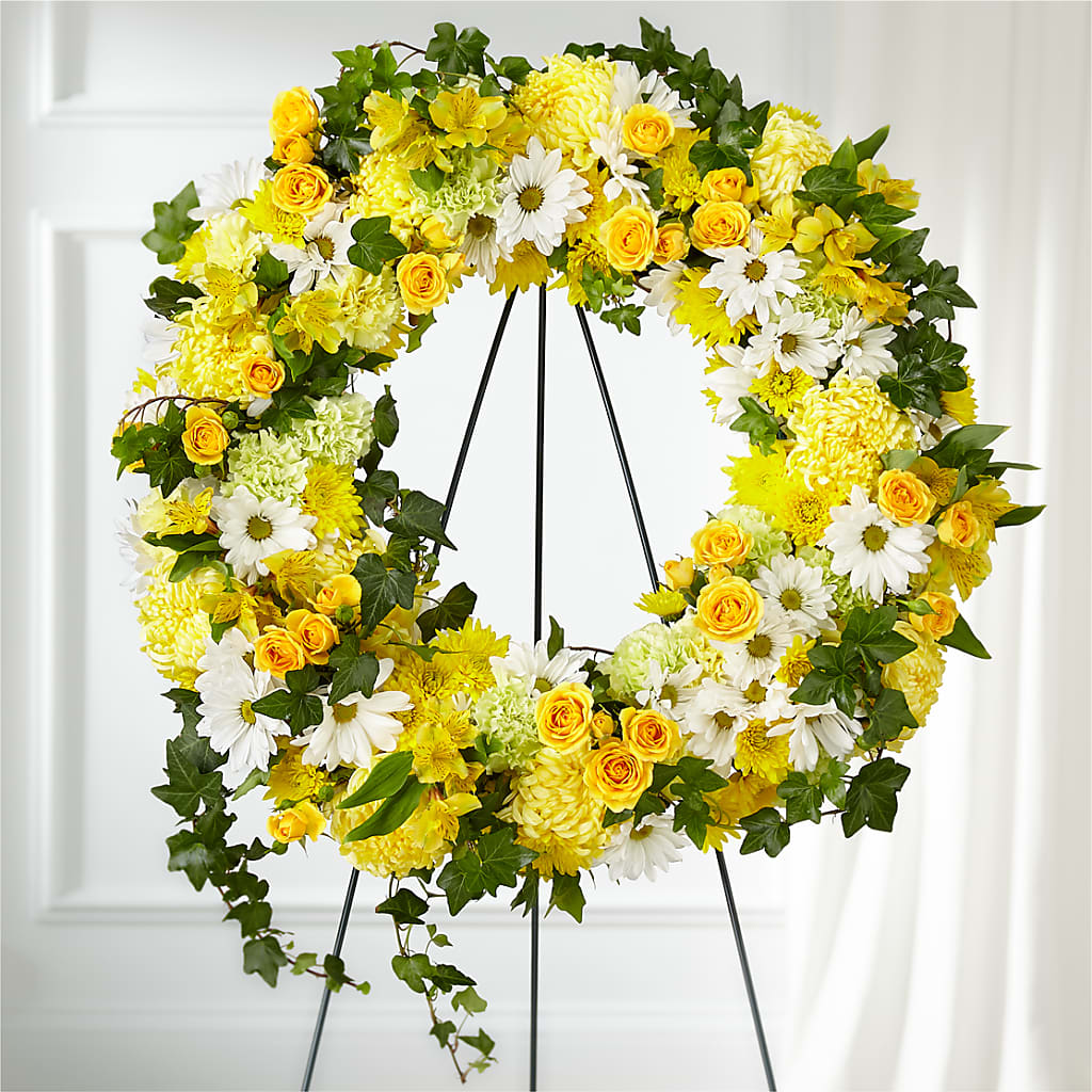 Golden Remembrance Wreath – HAYLEE FLOWERS & VARIETIES, Freeport NY