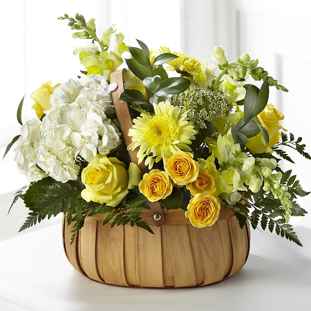 Rustic Remembrance Basket – HAYLEE FLOWERS & VARIETIES, Freeport NY