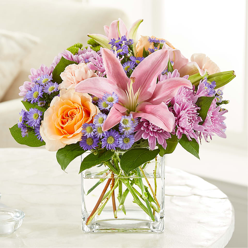 Delicate Details Bouquet – HAYLEE FLOWERS & VARIETIES, Freeport NY
