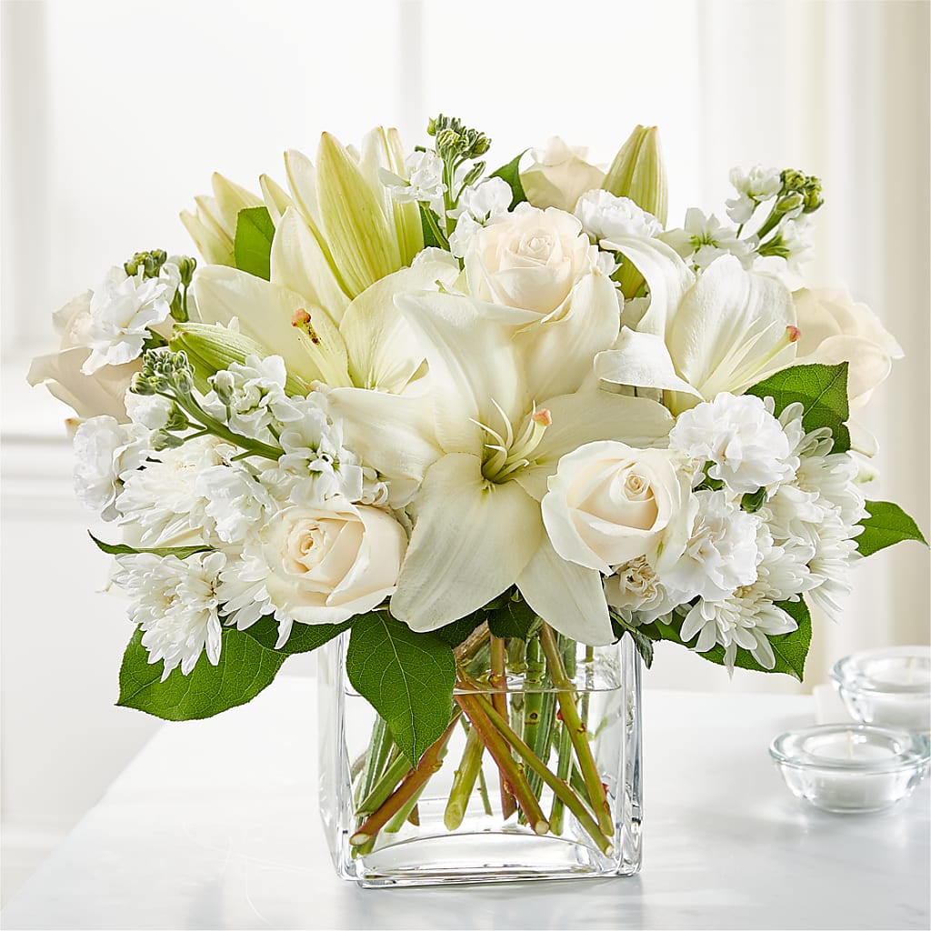 Gentle Breeze Bouquet – HAYLEE FLOWERS & VARIETIES, Freeport NY