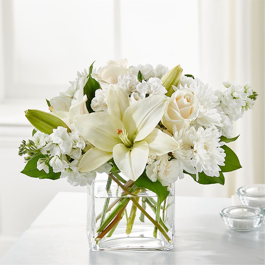 Gentle Breeze Bouquet – HAYLEE FLOWERS & VARIETIES, Freeport NY
