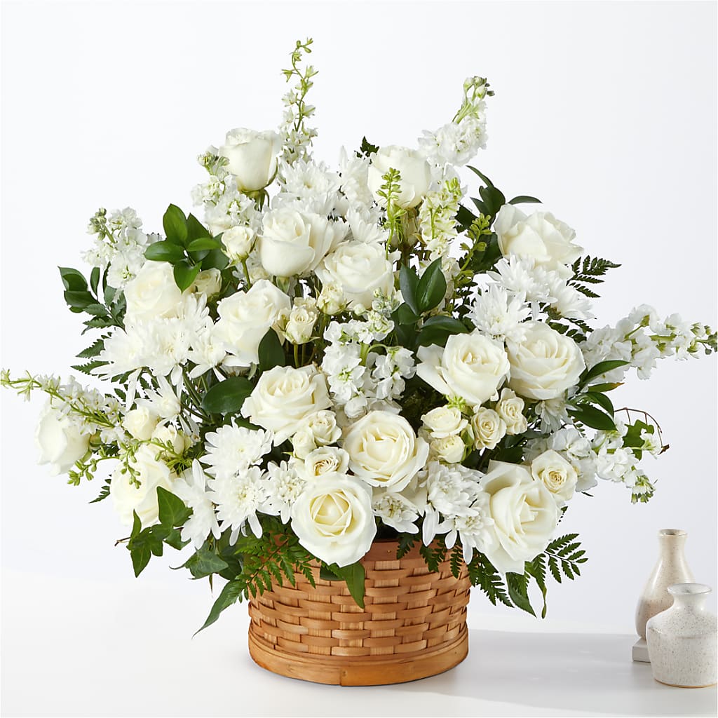 Heartfelt Condolences Arrangement – HAYLEE FLOWERS & VARIETIES, Freeport NY
