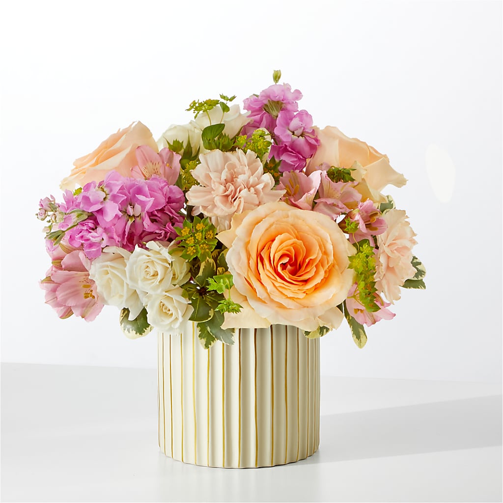 Paradise Bouquet with Ivory Vase – HAYLEE FLOWERS & VARIETIES, Freeport NY