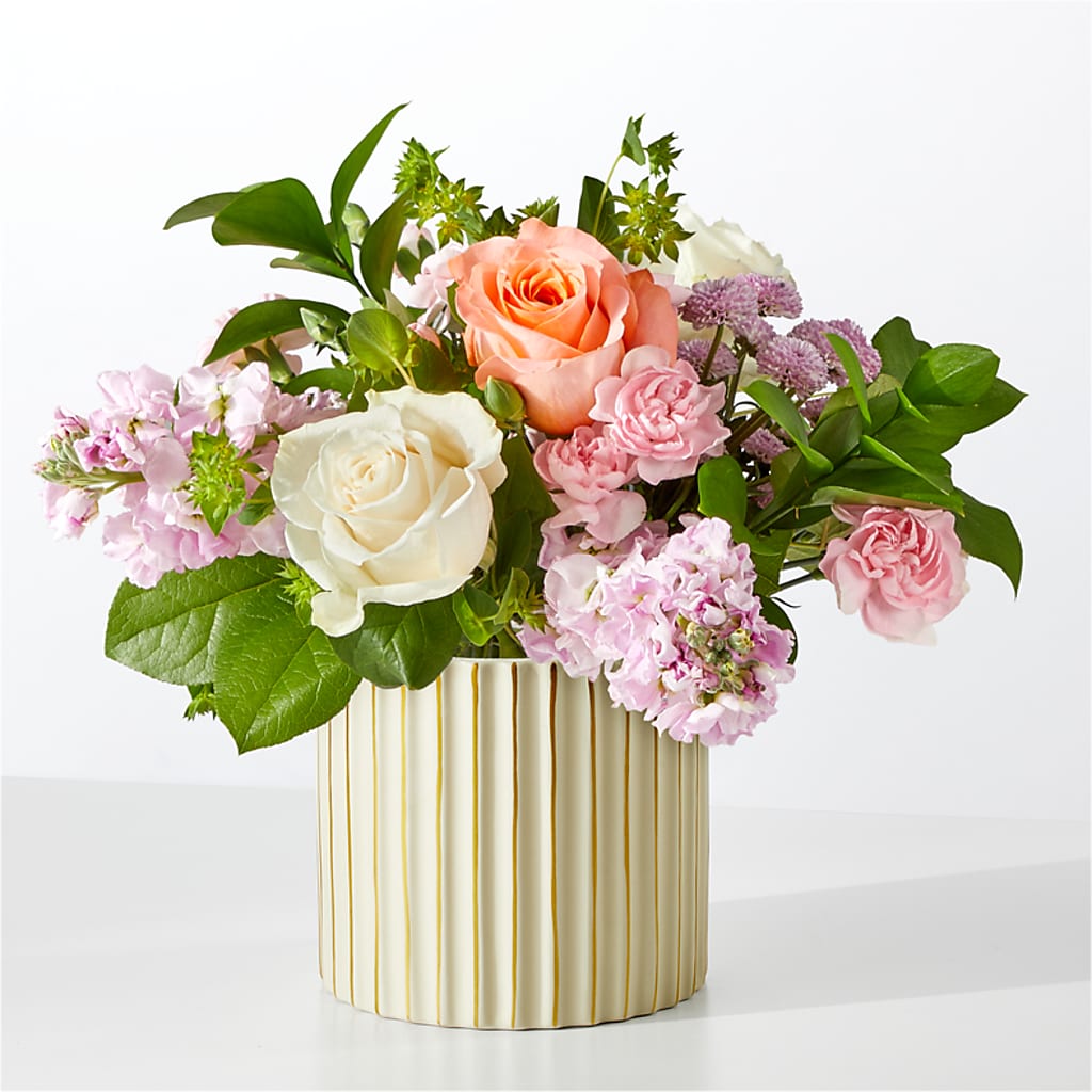French Market Bouquet with Ivory Vase – HAYLEE FLOWERS & VARIETIES, Freeport NY