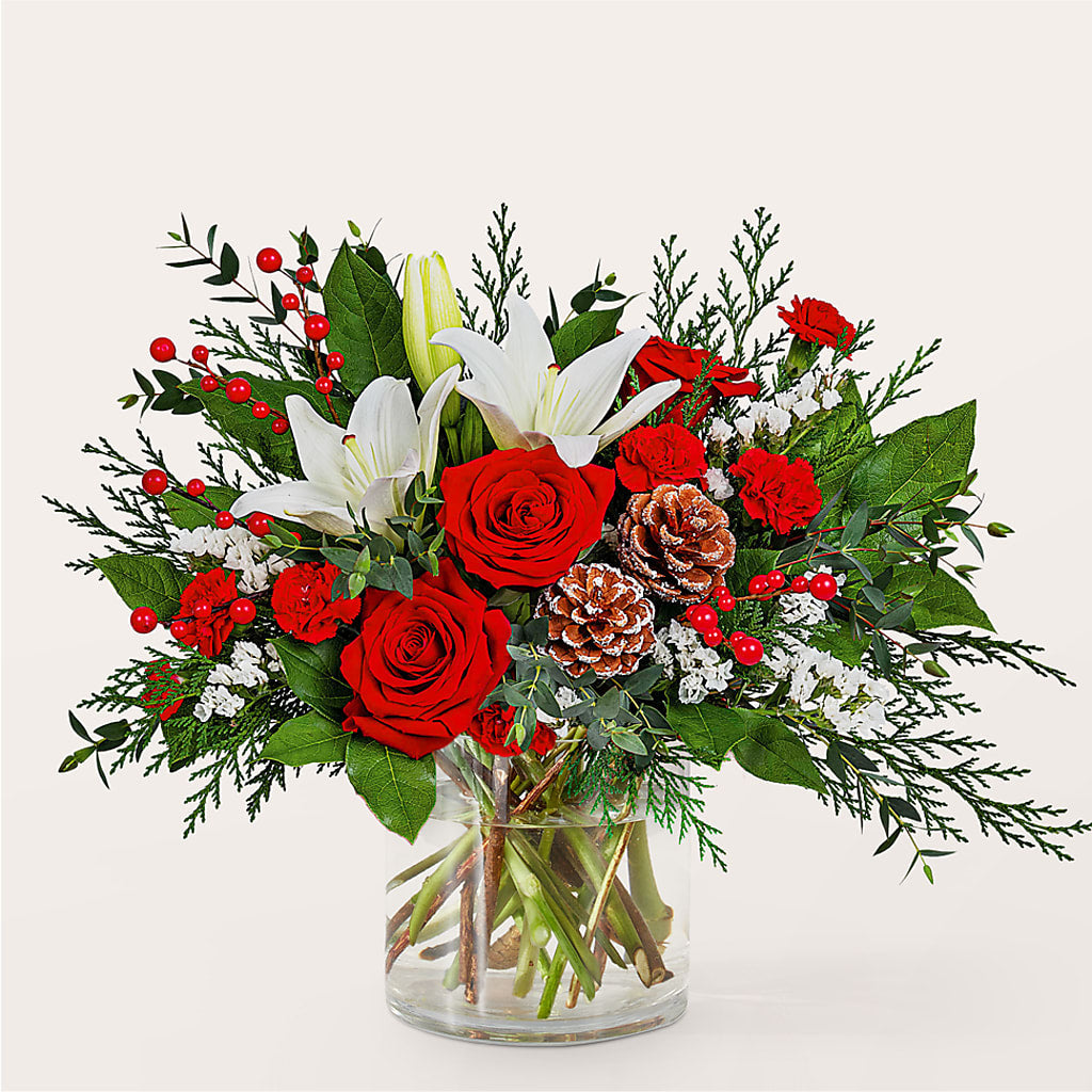 Best in Snow Bouquet – HAYLEE FLOWERS & VARIETIES, Freeport NY