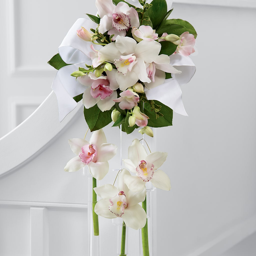 Perfect Entrance Pew Arrangement – HAYLEE FLOWERS & VARIETIES, Freeport NY