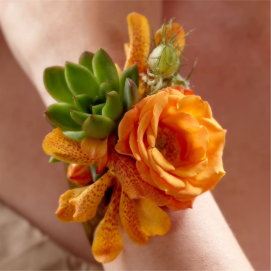 Irresistible Love Wrist Corsage – HAYLEE FLOWERS & VARIETIES, Freeport NY