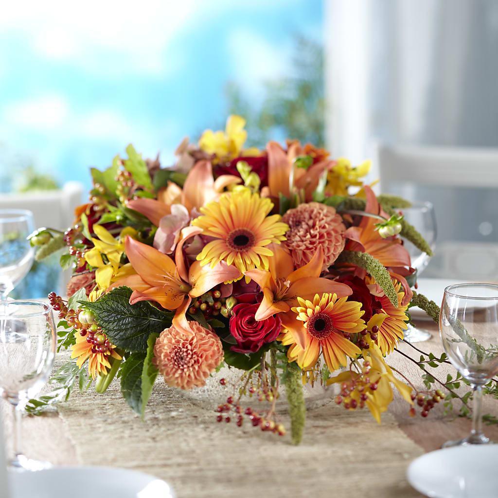 One and Only Centerpiece – HAYLEE FLOWERS & VARIETIES, Freeport NY