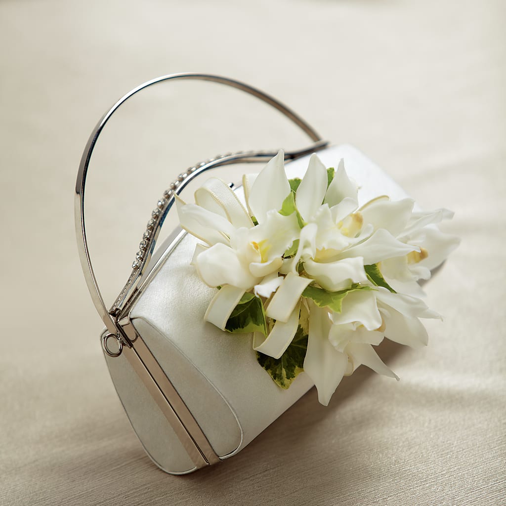 White Purse Decor – HAYLEE FLOWERS & VARIETIES, Freeport NY