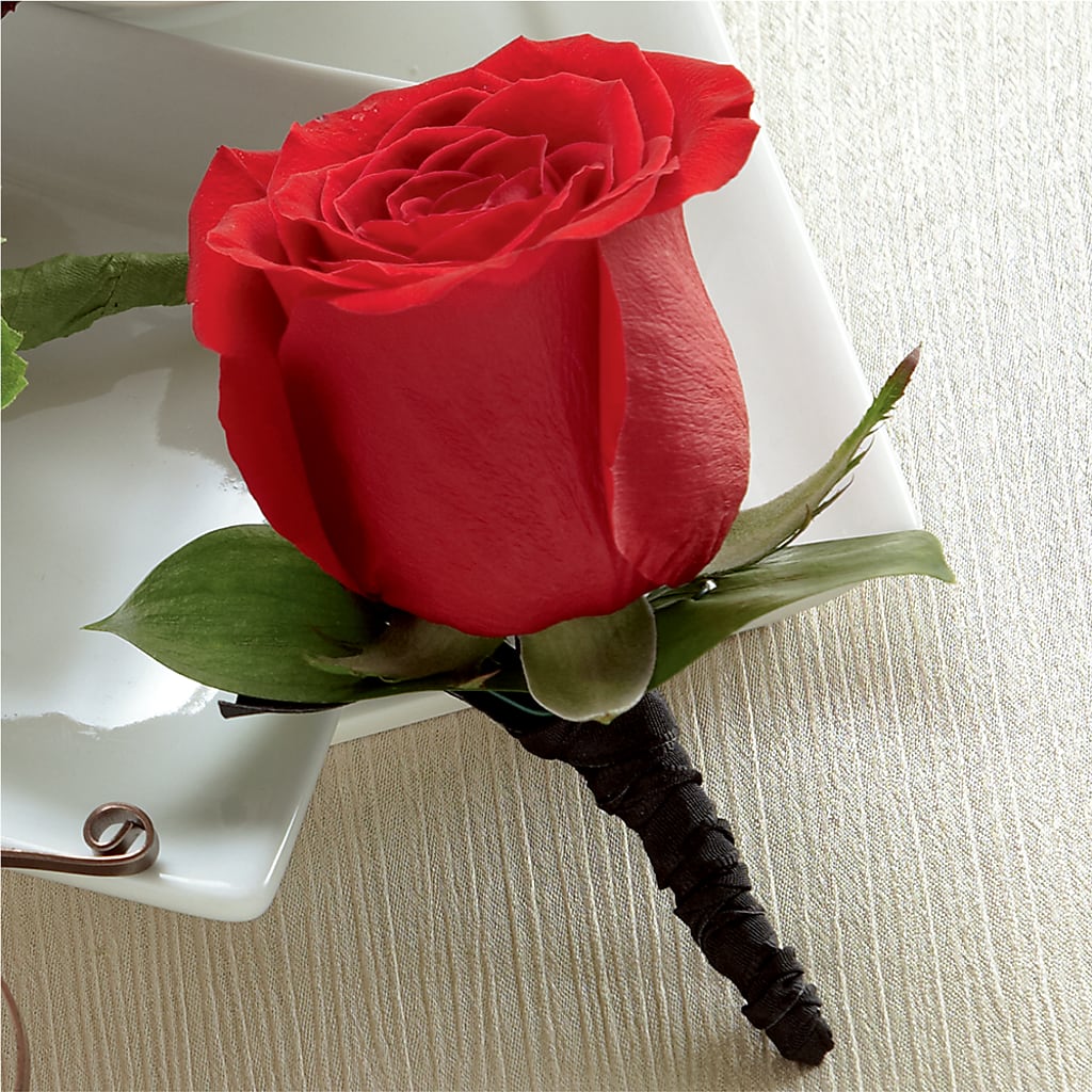 Red Rose Boutonniere – HAYLEE FLOWERS & VARIETIES, Freeport NY