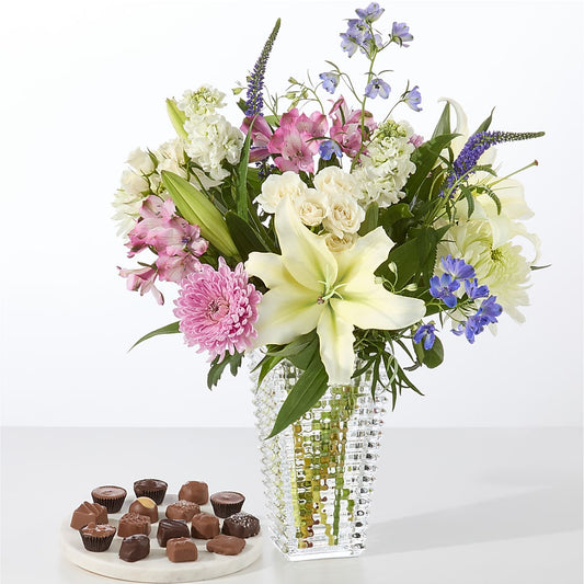 Winter Celebration Bouquet – HAYLEE FLOWERS & VARIETIES, Freeport NY