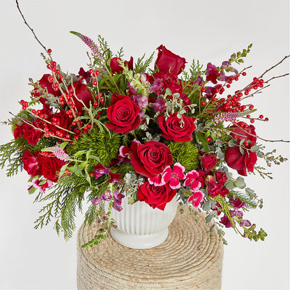 Big Red Bow Bouquet – HAYLEE FLOWERS & VARIETIES, Freeport NY