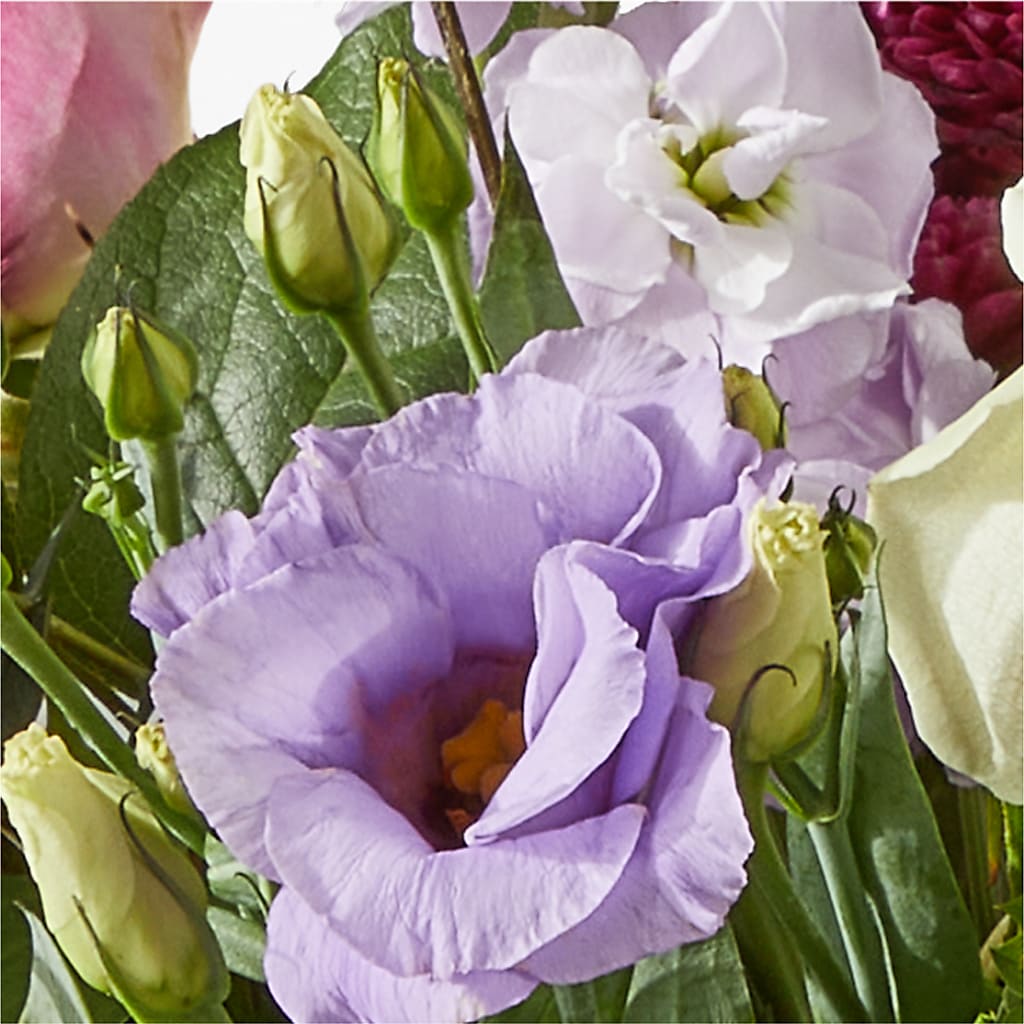Work of Art Bouquet – HAYLEE FLOWERS & VARIETIES, Freeport NY
