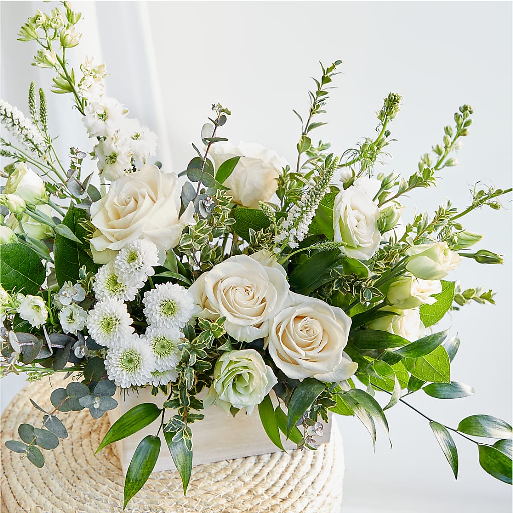 Cashmere Bouquet – HAYLEE FLOWERS & VARIETIES, Freeport NY