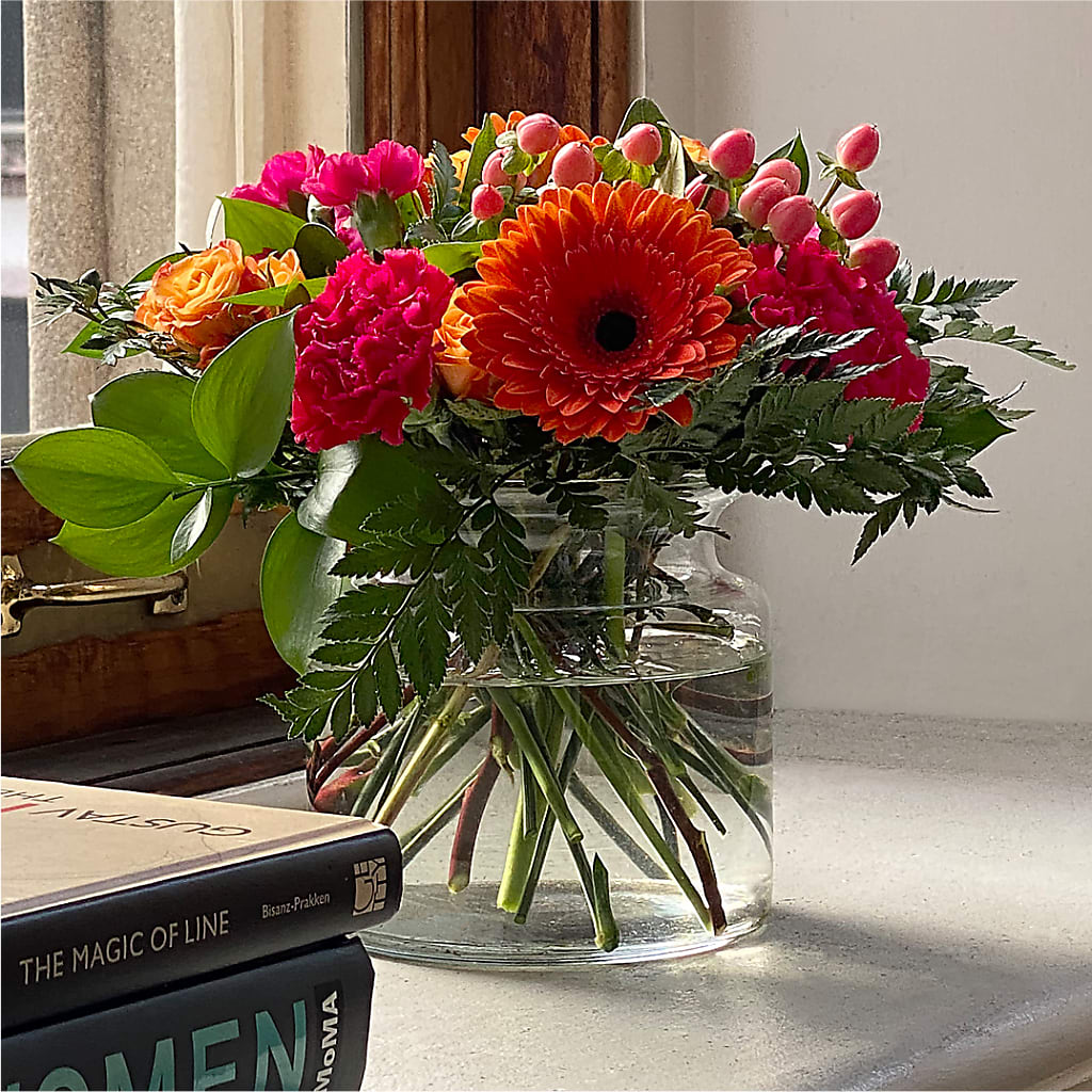 Fiesta Bouquet – HAYLEE FLOWERS & VARIETIES, Freeport NY