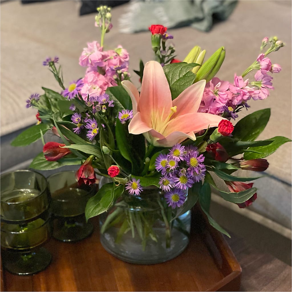 Romantique Bouquet – HAYLEE FLOWERS & VARIETIES, Freeport NY