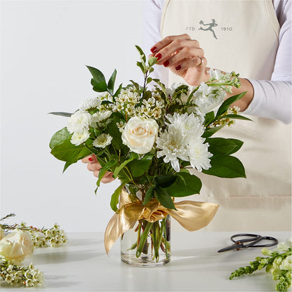 New Beginnings – A Florist Original – HAYLEE FLOWERS & VARIETIES, Freeport NY