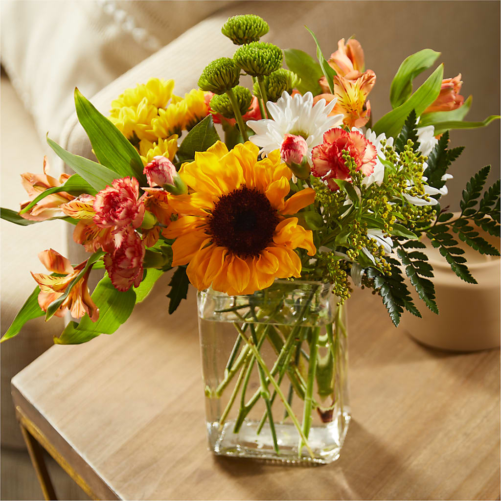 Fall Delight – A Florist Original – HAYLEE FLOWERS & VARIETIES, Freeport NY
