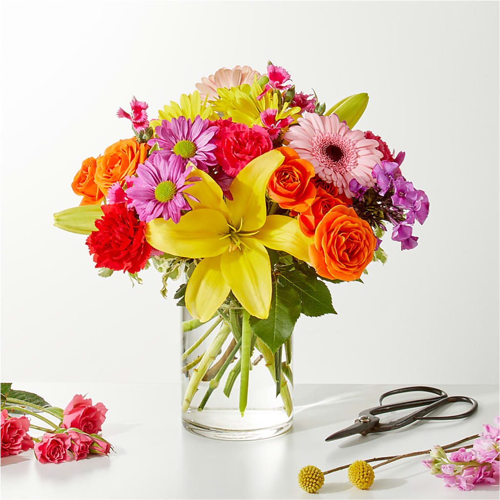 Cue the Confetti - A Florist Original – HAYLEE FLOWERS & VARIETIES, Freeport NY