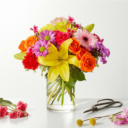 Cue the Confetti - A Florist Original – HAYLEE FLOWERS & VARIETIES, Freeport NY