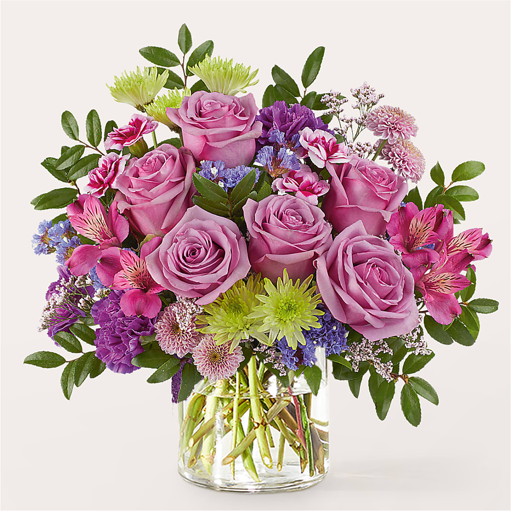 Glass Half Full Bouquet – HAYLEE FLOWERS & VARIETIES, Freeport NY