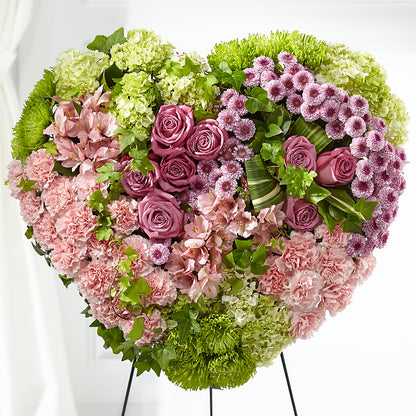 Heartwarming Standing Heart – HAYLEE FLOWERS & VARIETIES, Freeport NY