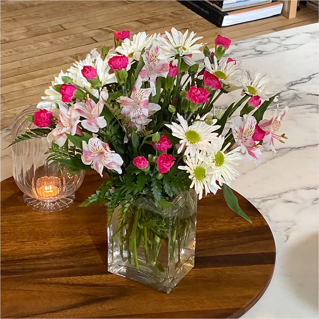 Sweet Surprises® Bouquet – HAYLEE FLOWERS & VARIETIES, Freeport NY