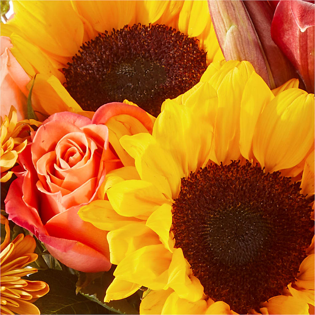 Acorn Lane Bouquet – HAYLEE FLOWERS & VARIETIES, Freeport NY