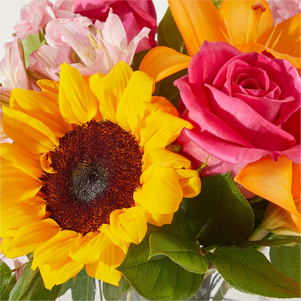 In Full Swing Bouquet – HAYLEE FLOWERS & VARIETIES, Freeport NY