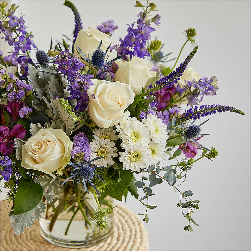 Shooting Star Bouquet – HAYLEE FLOWERS & VARIETIES, Freeport NY