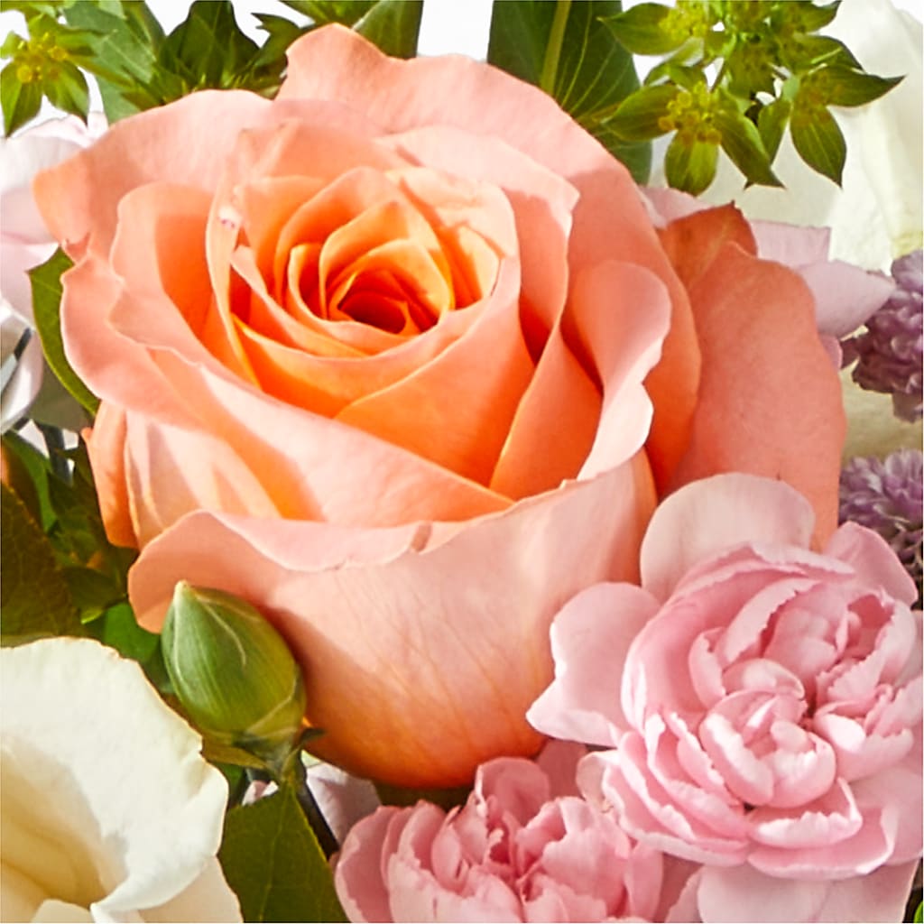 French Market Bouquet – HAYLEE FLOWERS & VARIETIES, Freeport NY