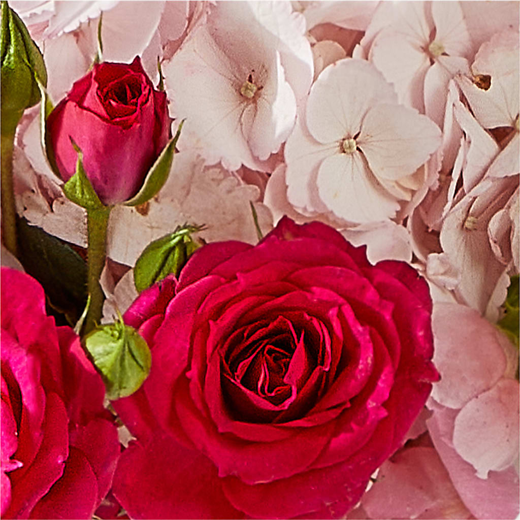 Glitz & Glam Bouquet – HAYLEE FLOWERS & VARIETIES, Freeport NY