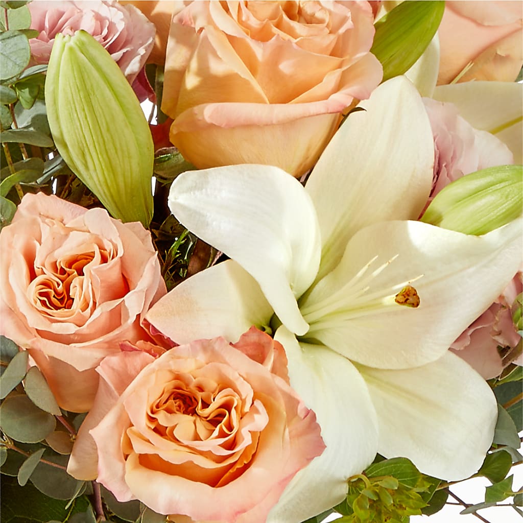 Grapefruit Splash Bouquet – HAYLEE FLOWERS & VARIETIES, Freeport NY