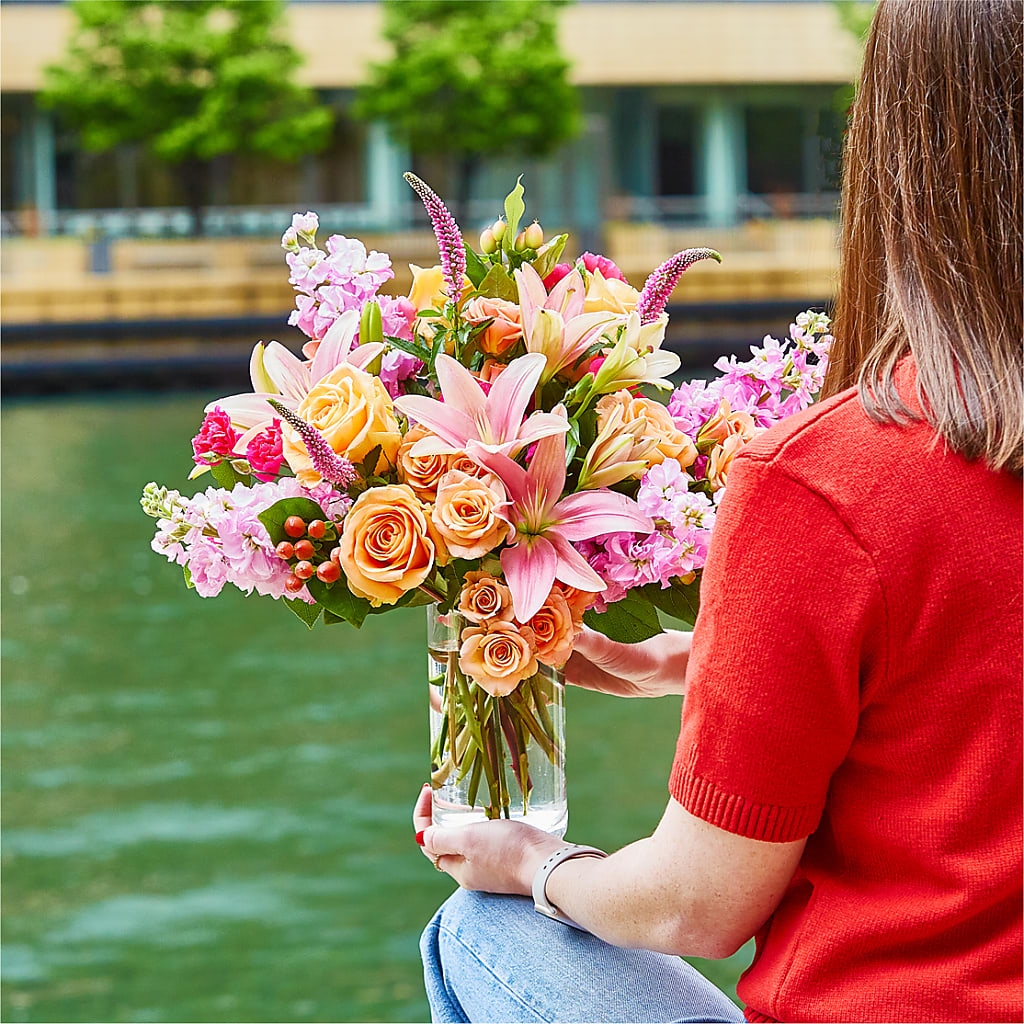 Bisous Bouquet – HAYLEE FLOWERS & VARIETIES, Freeport NY