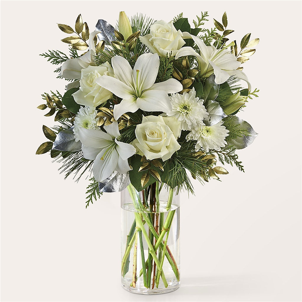 Wintry Mix Bouquet – HAYLEE FLOWERS & VARIETIES, Freeport NY