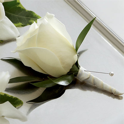 White Rose Boutonniere – HAYLEE FLOWERS & VARIETIES, Freeport NY